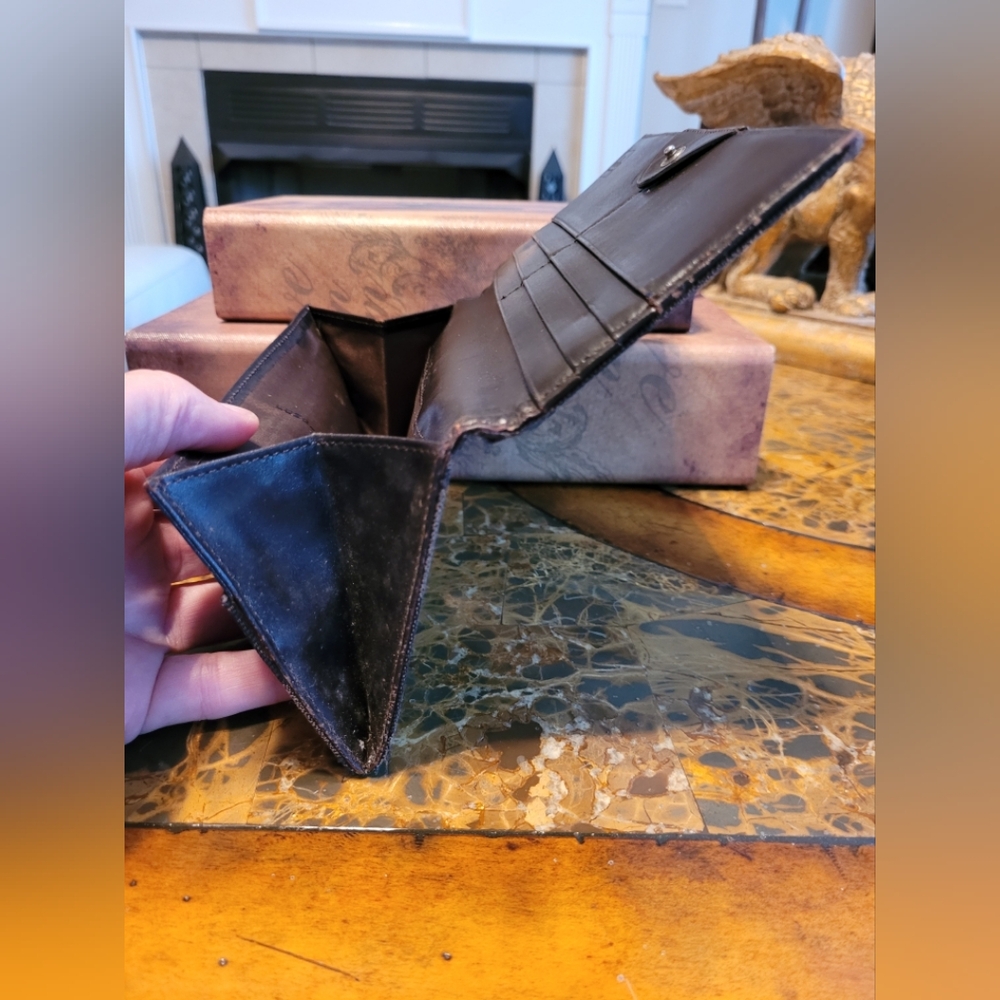 FENDI WALLET - Picture 9 of 11